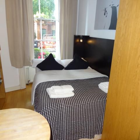 Flat 05 Cartwright Gardens, Bloomsbury WC1H 9EH - Photo 1