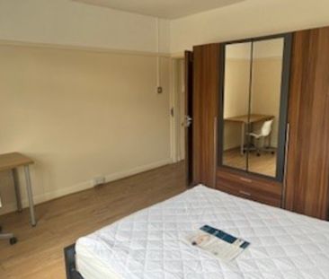 3 bed End Terraced House for Rent - Photo 5