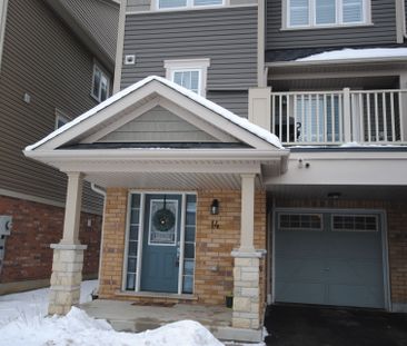 For Lease - 14 Taberet Crescent, Oshawa, Ontario - Photo 1
