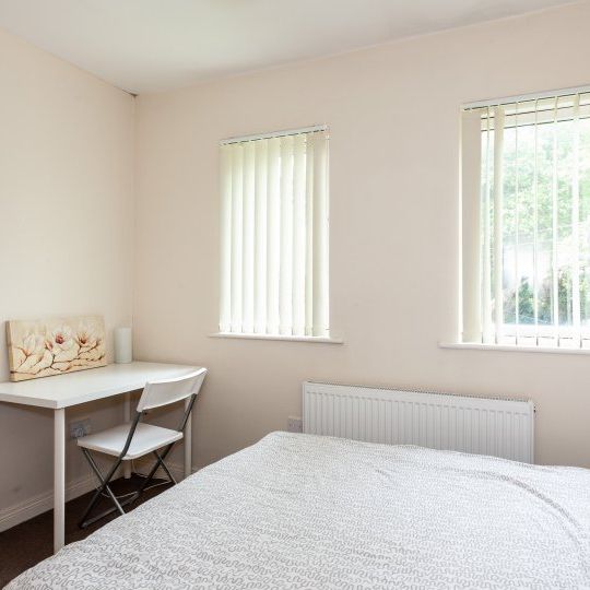 Cozy room in 4-bedroom houseshare in Stoneybatter, Dublin - Photo 1