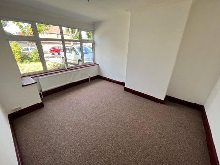 6 bedroom end of terrace house to rent - Photo 2