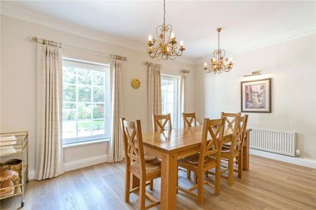 5 bedroom detached house to rent - Photo 2