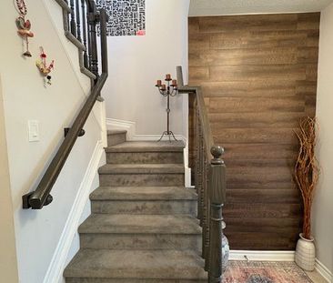 For Lease - 521 Honeylocust Avenue, Kanata, Ontario - Photo 5