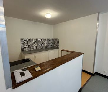 Location Appartement 2 pièces 45m² CHATELLERAULT 86100 - Photo 1