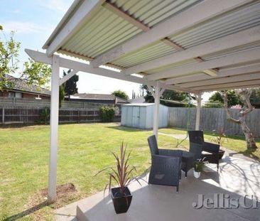 85 Carrick Drive, Gladstone Park - Photo 3