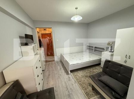 Garsonieră de închiriat | Etaj 1 | Centru – Zona Eroilor | Terasă - Fotografie 5