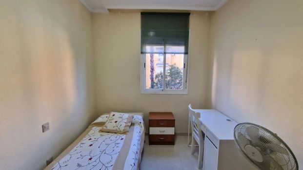 Piso de alquiler en El Plantinar – Avda. La Paz - El Juncal - Photo 1