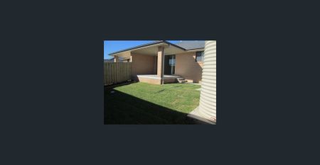 Three Bedroom Family Home - Photo 5