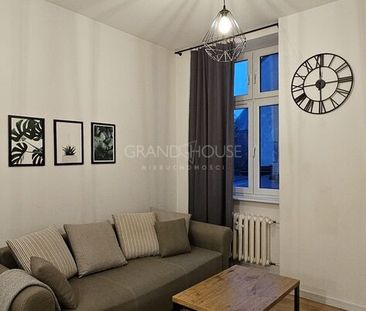 Mieszkanie dwupokojowe w odnowionej kamienicy - Photo 2