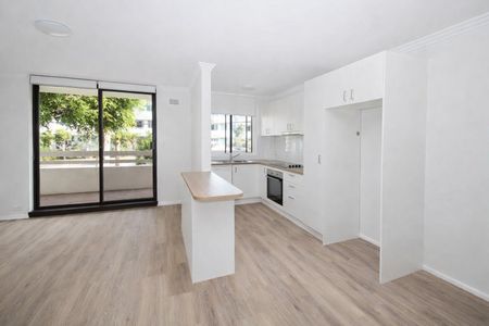 2/70 Kenneth Road, Manly Vale NSW 2093 - Apartment For Rent | Domain - Photo 3