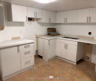 1039 Ossington Avenue #B - Photo 5