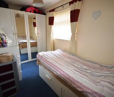 2 Bedroom Semi Detached To Let - Photo 2