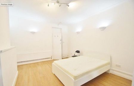 4 bedroom flat to rent - Photo 2