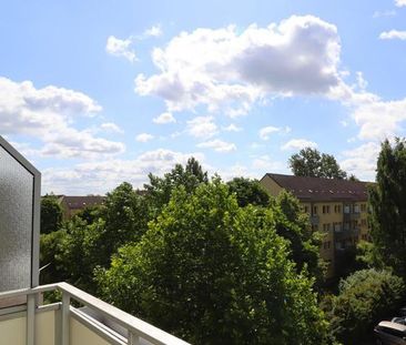 Nähe Klinikum... 2 Zimmer mit Balkon in Altendorf - Foto 1