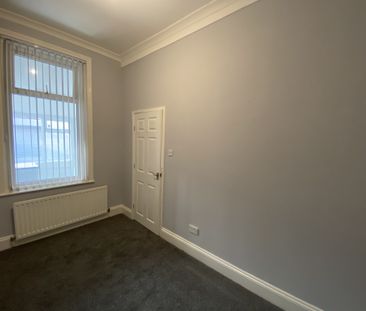 Newly Refurbished 2 Bedroom Bungalow for Rent in Hendon - Photo 2