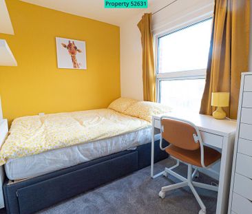 5 bedroom end of terrace house to rent - Photo 4