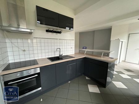 Location Appartement 4 pièces 71m² ALENCON 61000 - Photo 2