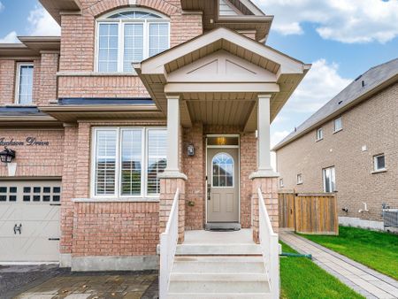 For Lease - 46 Jackson Drive, New Tecumseth, Ontario - Photo 2