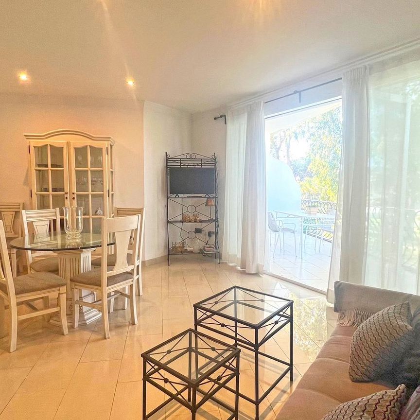 Middle Floor Apartment in Marbella - Photo 1