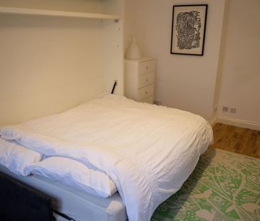 Studio Flat, Sandwich House, WC1H - Photo 6
