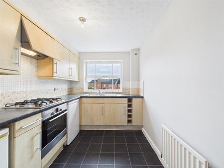 2 bedroom flat to rent - Photo 3