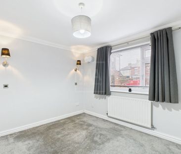 London Road, Stockton Heath, WA4 - Photo 2