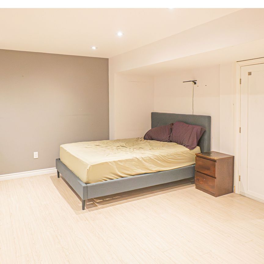 For Lease - 5630 Fudge Terrace Unit# Bsmt, Mississauga, Ontario - Photo 1