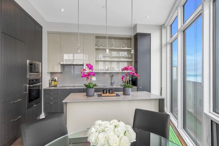 For Lease - 88 Harbour Street Unit# SPH 201, Toronto, Ontario - Photo 5