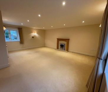 4 bedroom detached house to rent - Photo 5