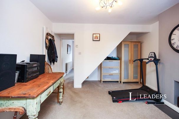 2 bedroom terraced house to rent - Photo 1