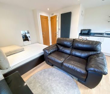 Studio to rent - Photo 3