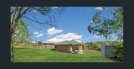 3 BEDROM FAMILY HOME - Photo 5