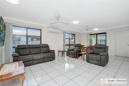 8 Thornbill Close, Kelso QLD 4815 - House For Rent | Domain - Photo 5