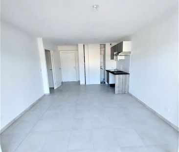 Location Appartement 2 pièces 42m² TOULOUSE 31200 - Photo 2