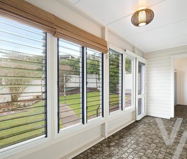 Your Next Move. - Photo 3