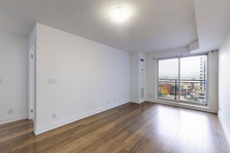 For Lease - 1060 Sheppard Avenue Unit# 820, Toronto, Ontario - Photo 2