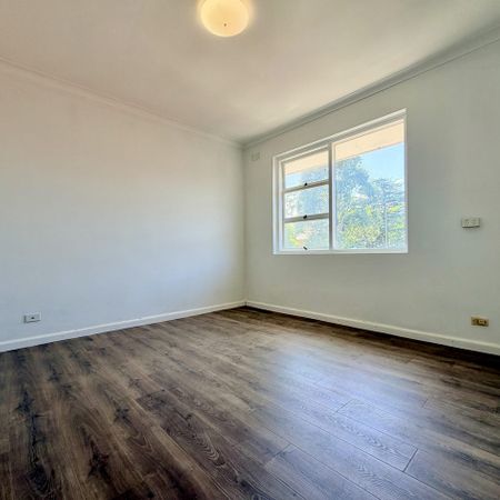 Peaceful Studio Apartment in Convenient Location... - Photo 4