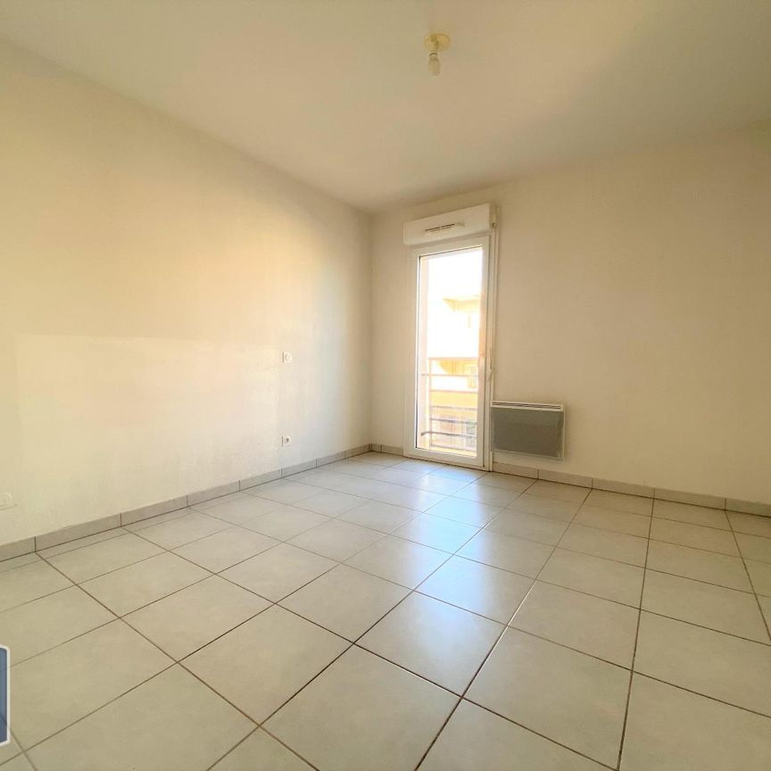 Location Appartement 3 pièces 61m² ARLES 13200 - Photo 1