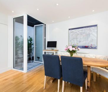 4 bedroom terraced house to rent - Photo 5