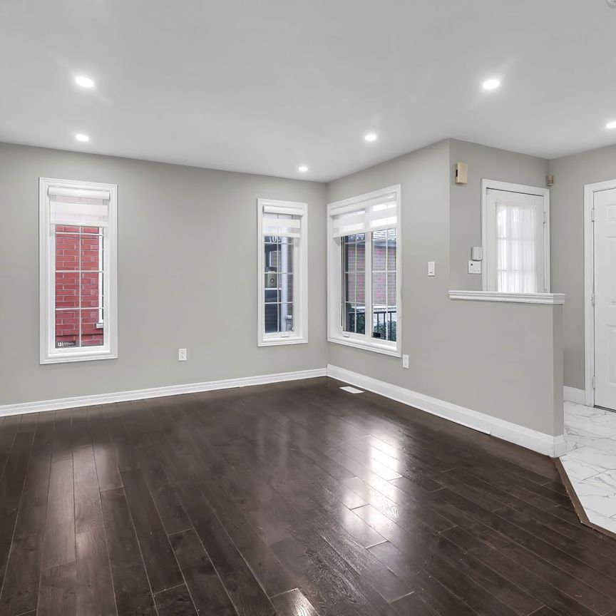 For Lease - 2365 Bankside Drive, Mississauga, Ontario - Photo 1