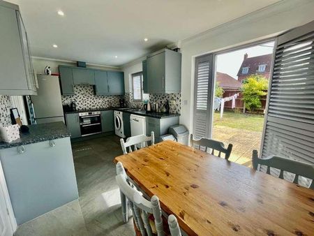 Ashfield Road, Elmswell, Bury St. Edmunds, IP30 - Photo 5