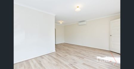 Fabulous villa set within a small well-kept complex! - Photo 2