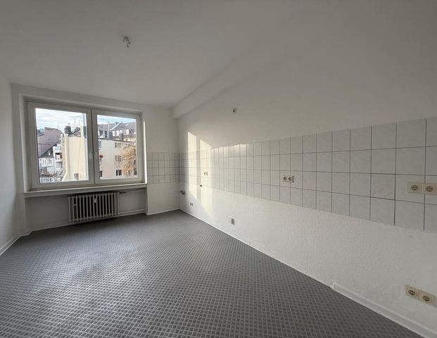 HELLE 2-Zi. WOHNUNG 75 m2, Düsseldorf Derendorf gegenüber der HSD - Foto 1