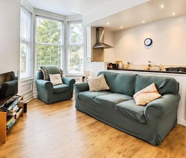 1 bedroom flat to rent - Photo 2