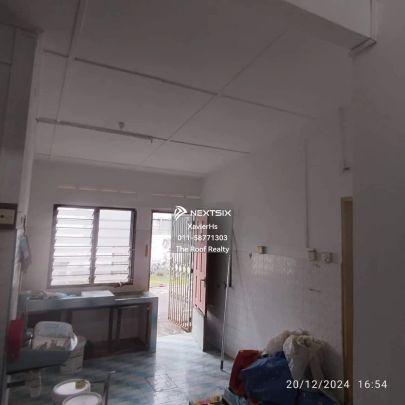 Kota Tinggi - Foto 1