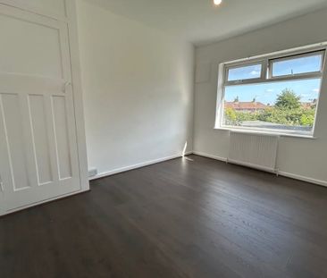 3 Bed Semi-Detached House, Weir Hall Road, N18 - Photo 4