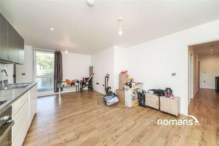 Farnborough Road, Farnborough, Hampshire, GU14 - Photo 4
