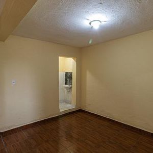 Casa para alugar com 35m², 1 quarto e sem vaga - Photo 3