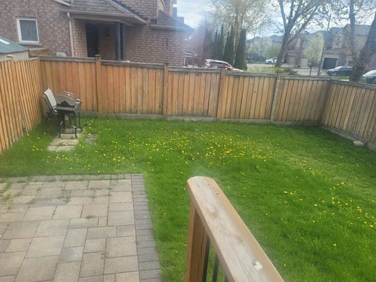 For Lease - 25 Laura Sabrina Drive, Vaughan, Ontario - Photo 1