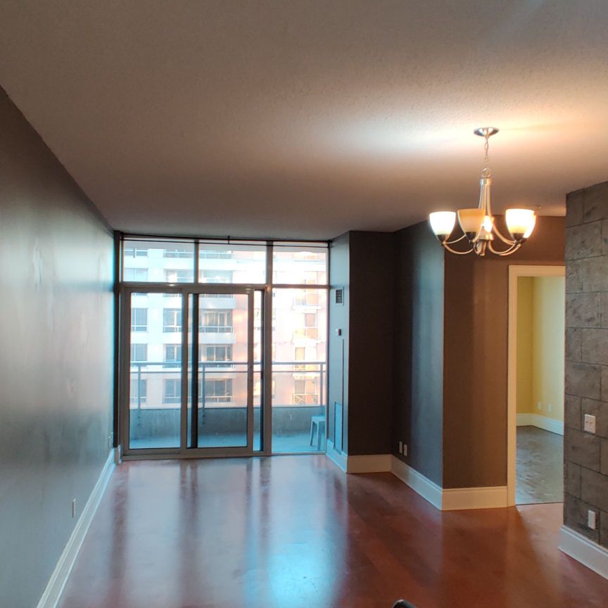 For Lease - 5229 Dundas Street Unit# 2012, Toronto, Ontario - Photo 1
